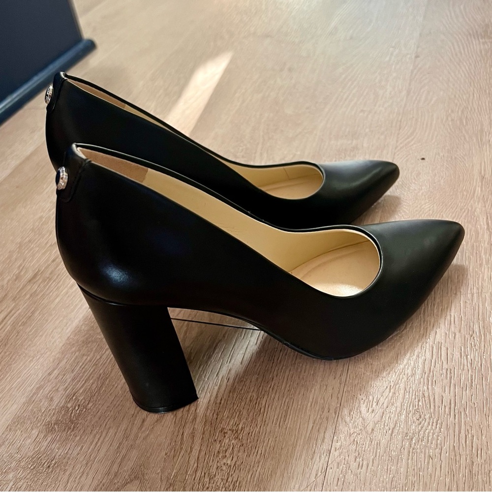 Elegant Black Nine West Women's Pumps - Never Worn!